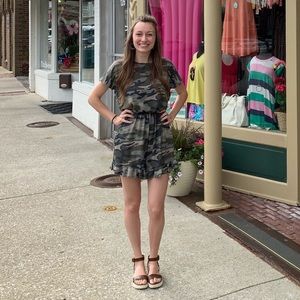 Meet your Posher, Allison